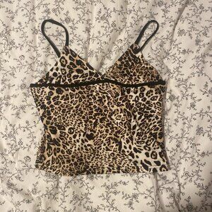 Women's Cheetah Crop-top